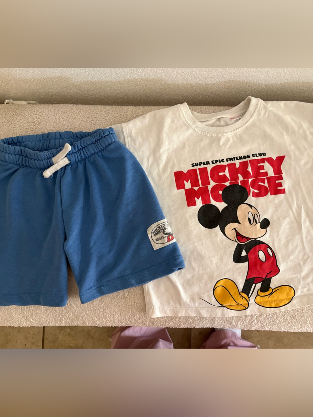 Zara Mickey Mouse Outfit Set – Boys Size 5T - Picture 2 of 9